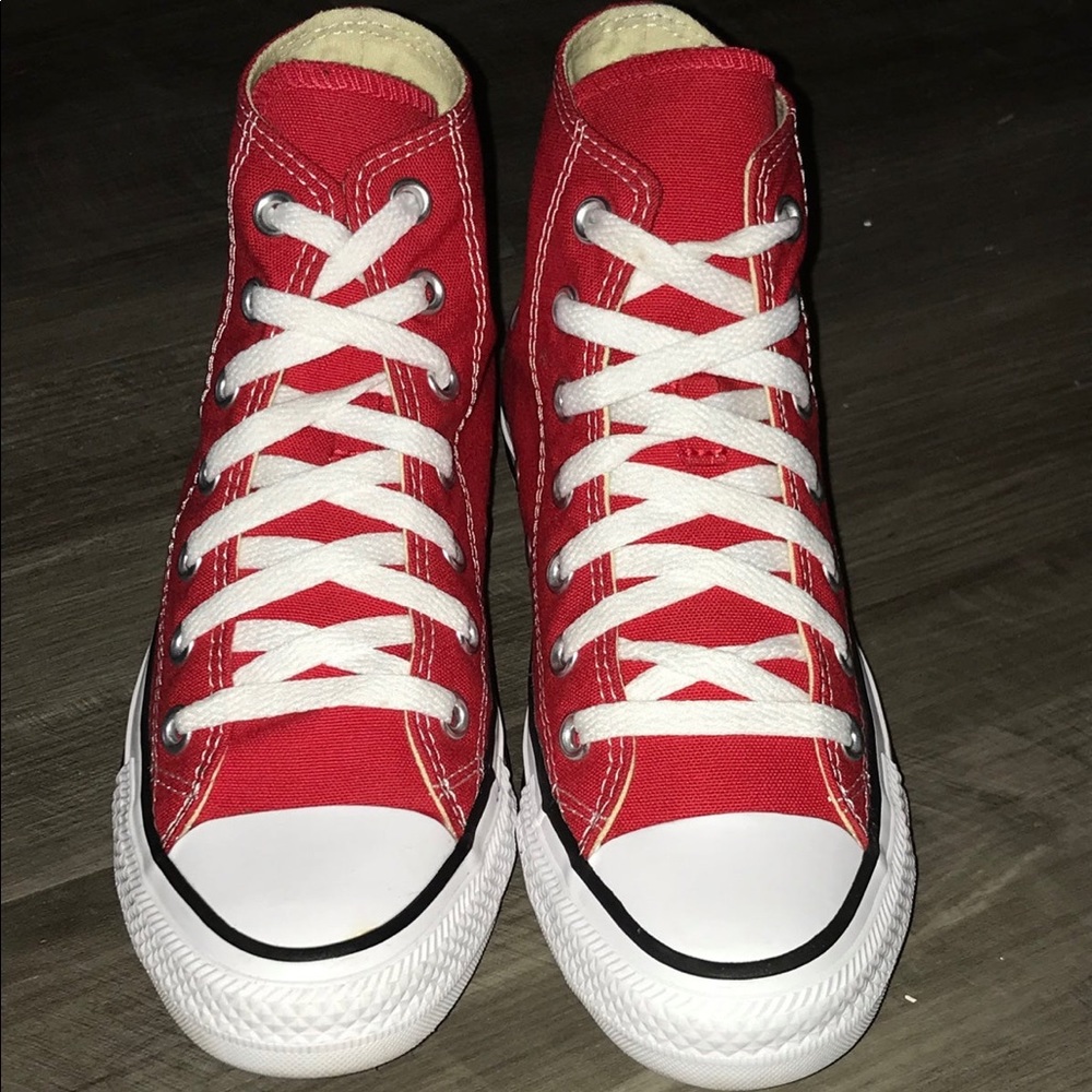 Red converse